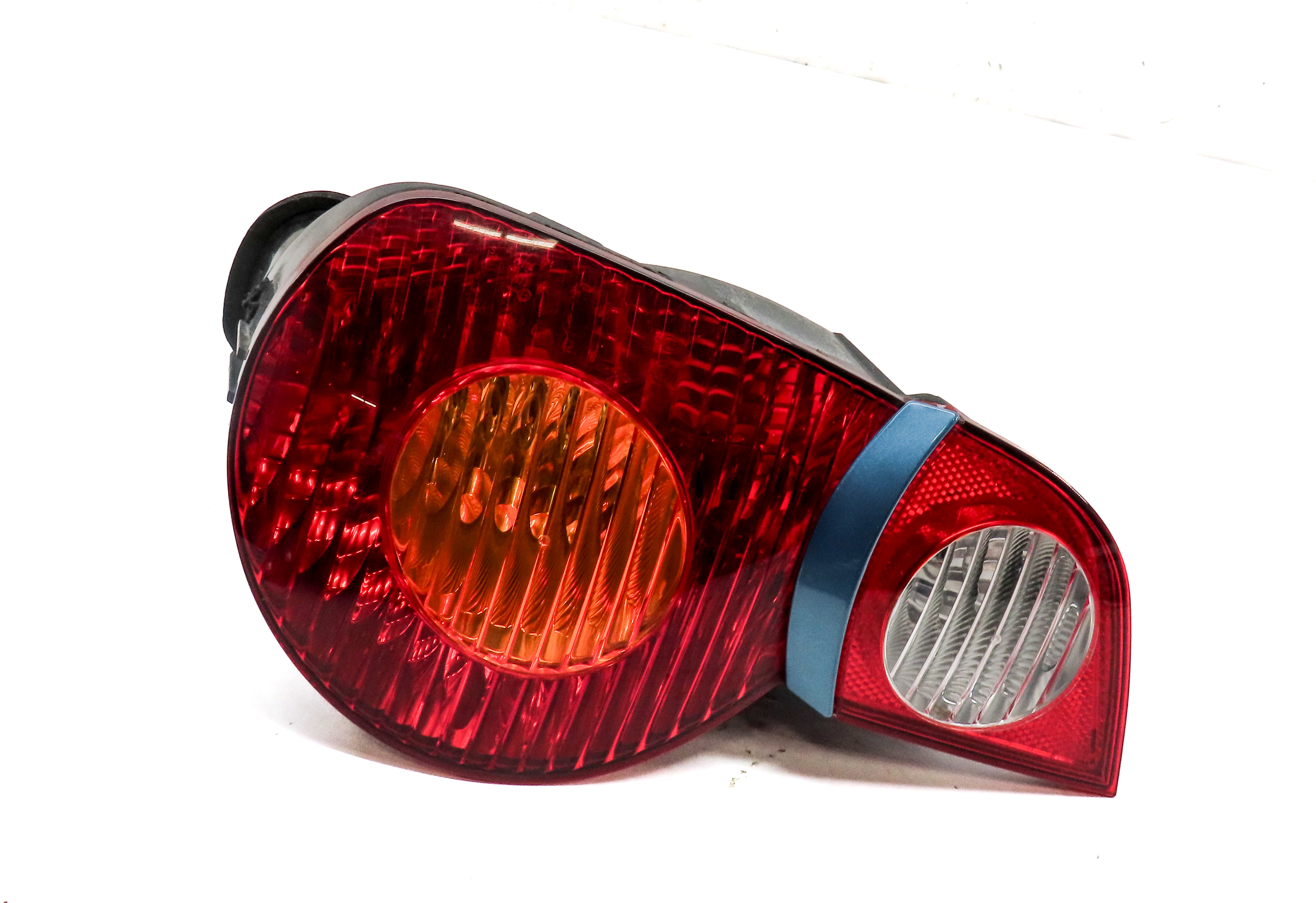 2003-2005 BMW Z4 (E85) REAR LEFT DRIVER TAILLIGHT BRAKE TAIL LIGHT LAMP (BLUE) — exact item pictured